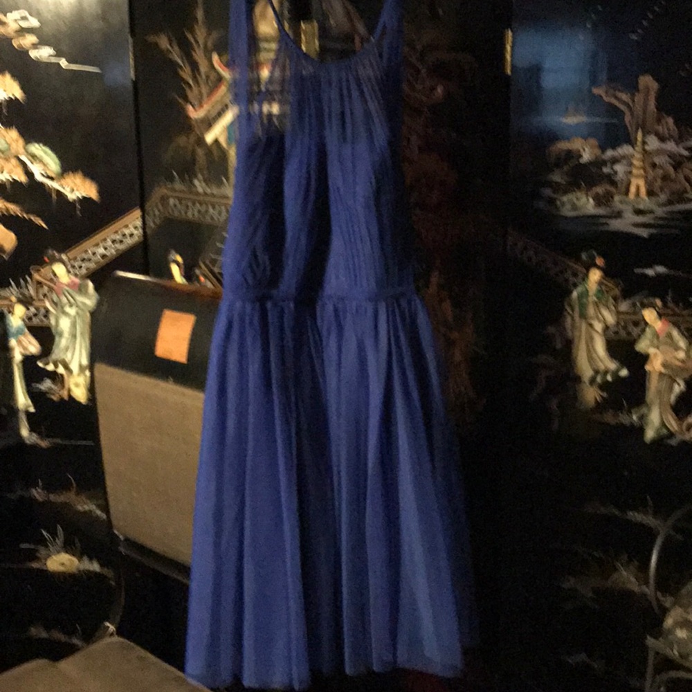 Monique Lhuillier Dress New Size is 10